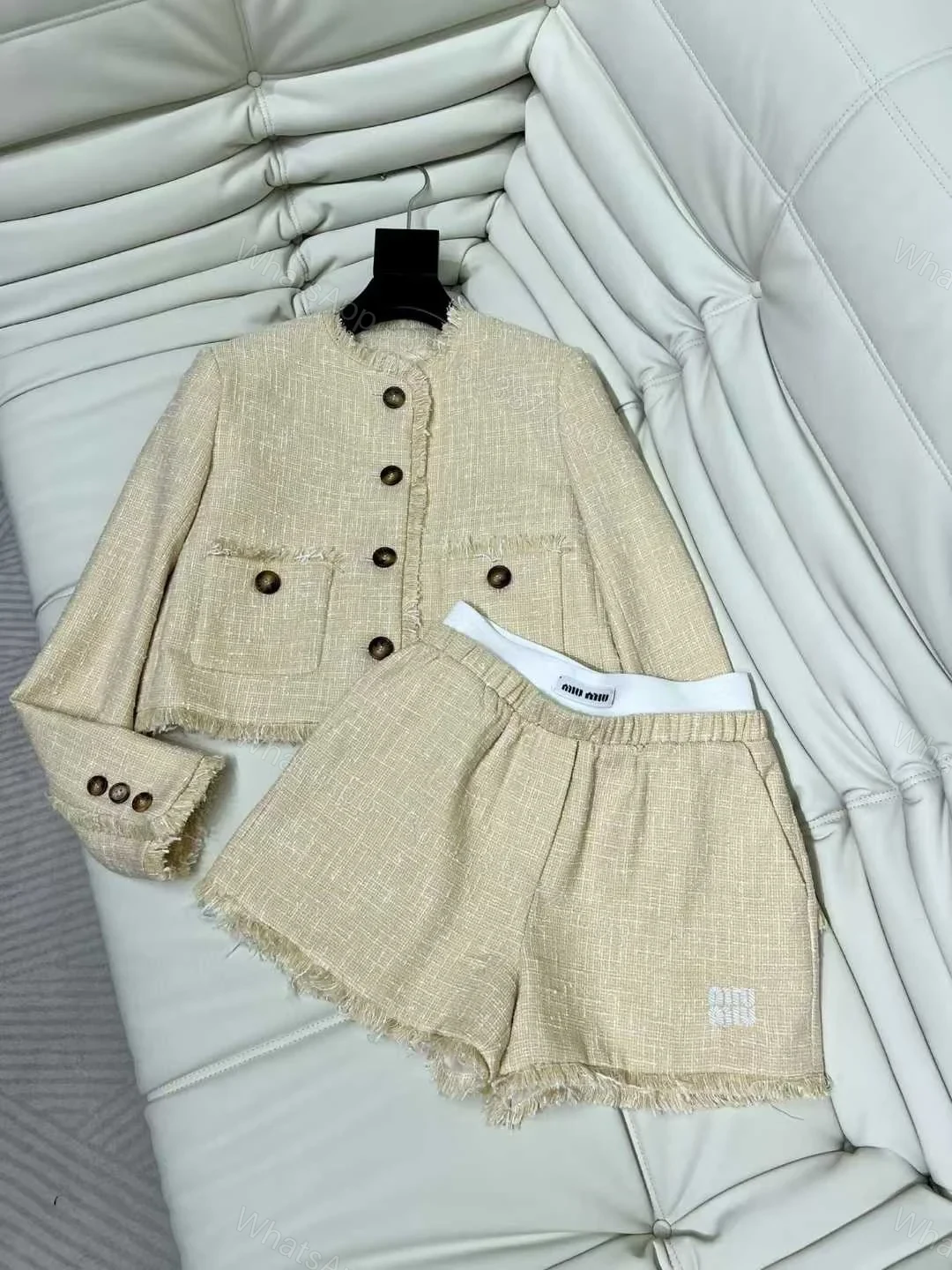 MIU MIU — view 1