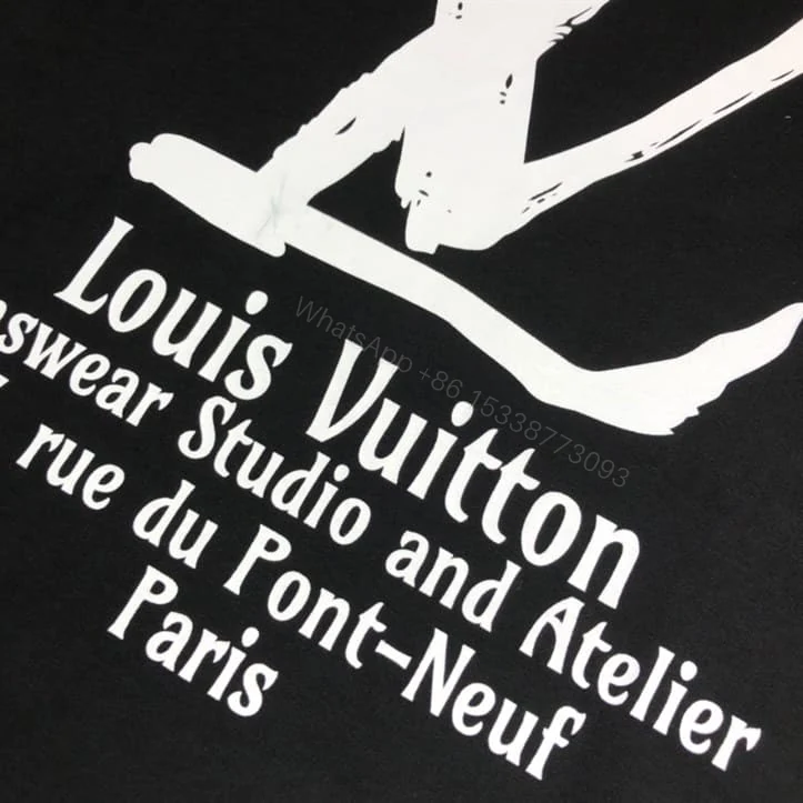 View 3 of LOUIS VUITTON T-SHIRT – LV37