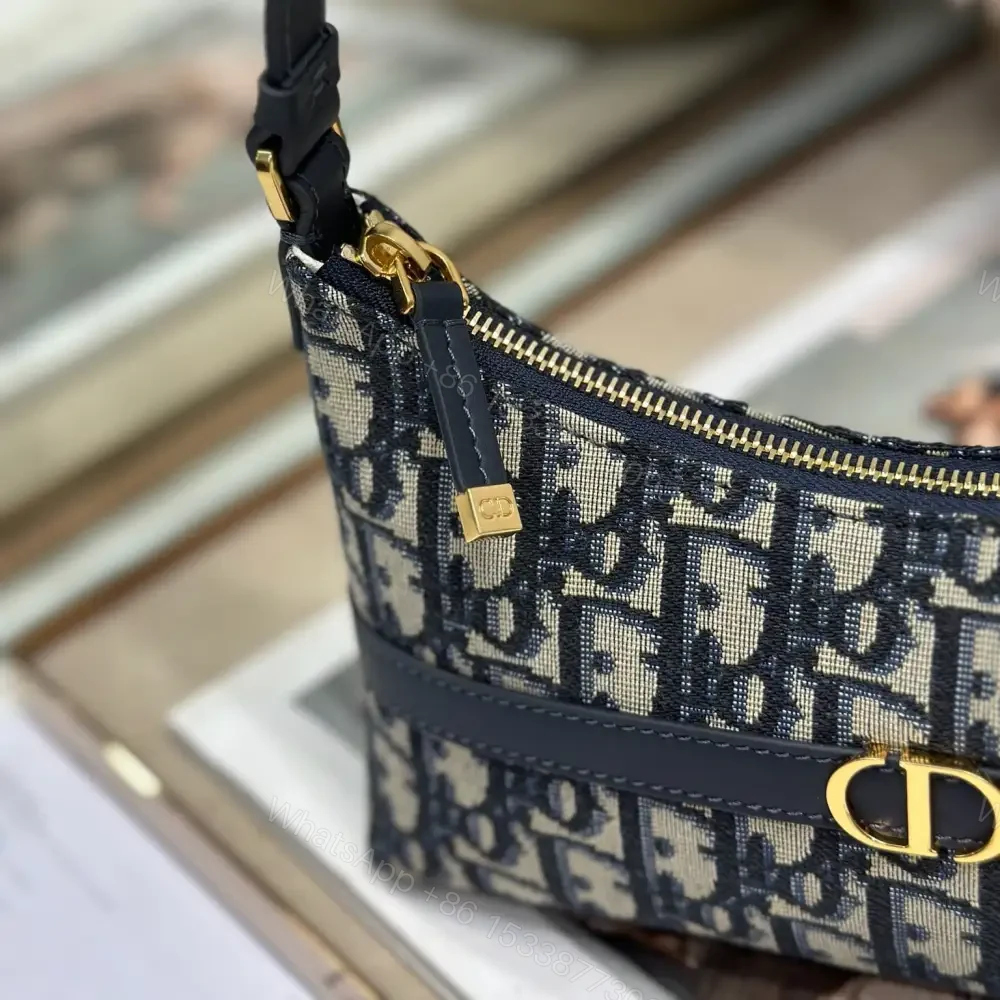 View 5 of 高仿Dior*Montaigne系列S238M928藍色印花腋下包Mini免檢版