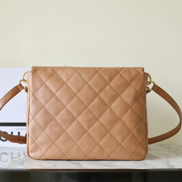 View 2 of 高仿Chanel*24P系列AS4668夾層郵差包棕金色中號免檢版