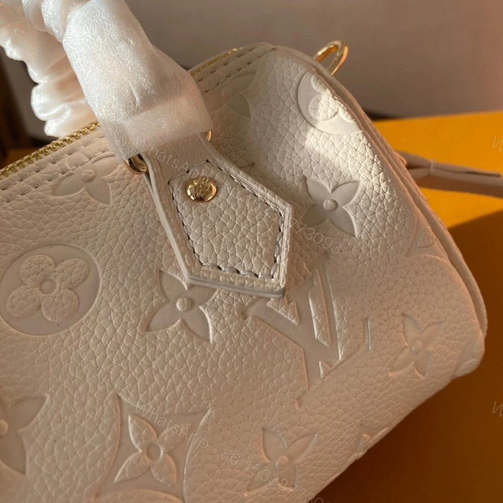 View 3 of Louis Vuitton Speedy Bandoulière Bag 20 Cream 20Cm M58954