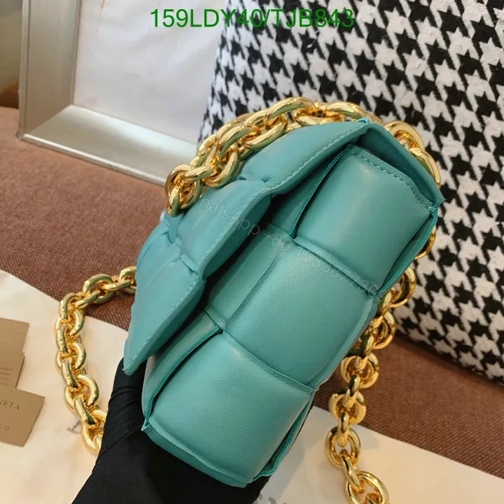 View 8 of Bottega Veneta Red Cross-Body Cassette Bag with Chain and Gold Hardware 6829