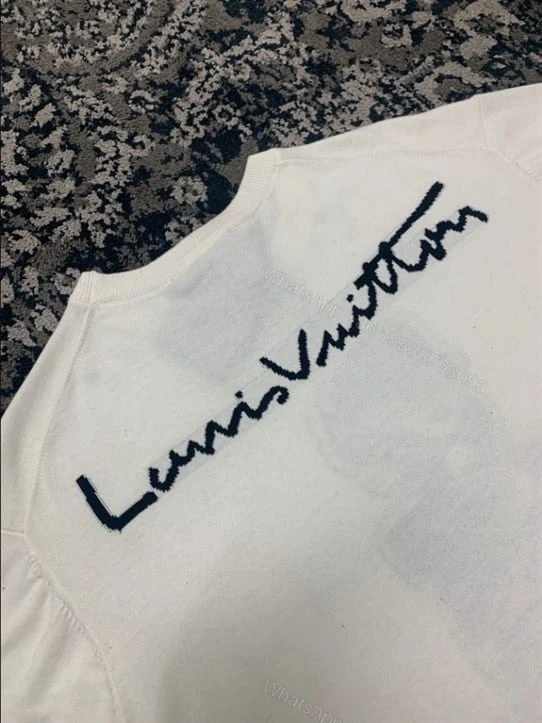 View 4 of LOUIS VUITTON T-SHIRT – LV27