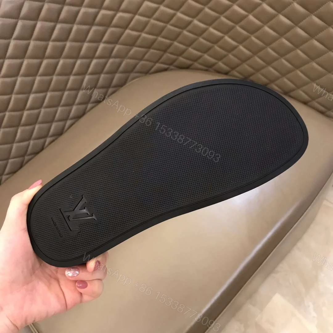 View 4 of LOUIS VUITTON SLIDES – LVS3