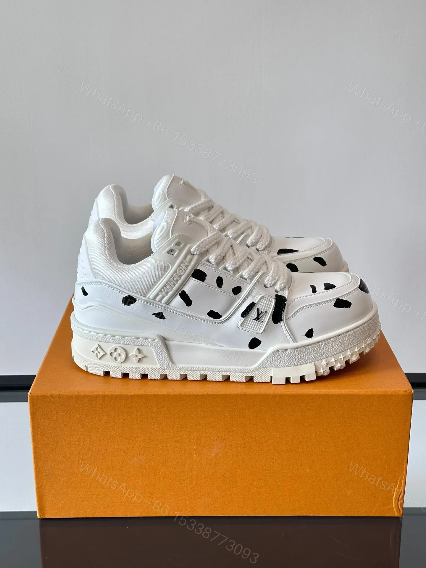 LV Men White Leather Black Spot Sneakers — view 1