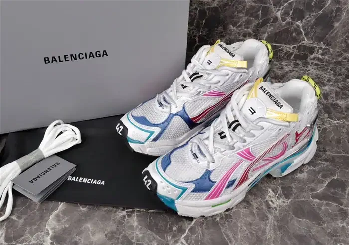 View 7 of BALENCIAGA RUNNER SNEAKER IN MULTICOLORED – BB262