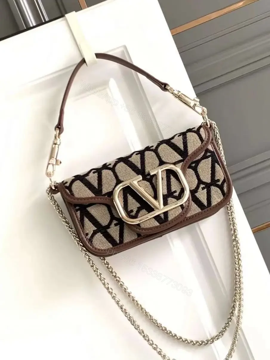 VALENTINO — view 1