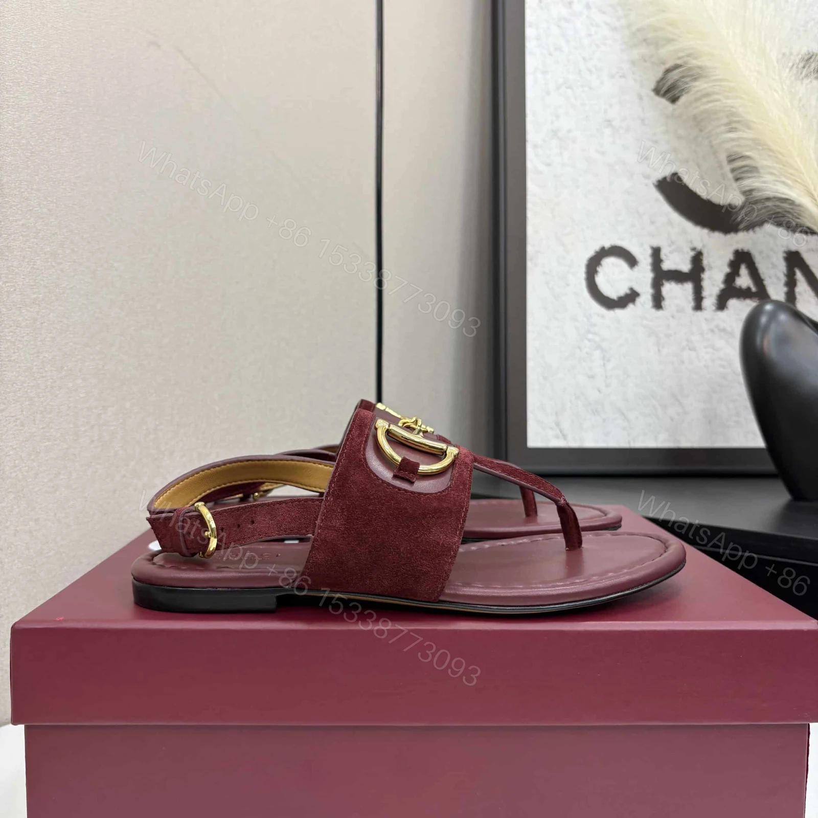 View 2 of GUCCI WOMEN’S THONG SANDAL WITH HORSEBIT ROSSO ANCORA RED 834431 AAEXM 6207