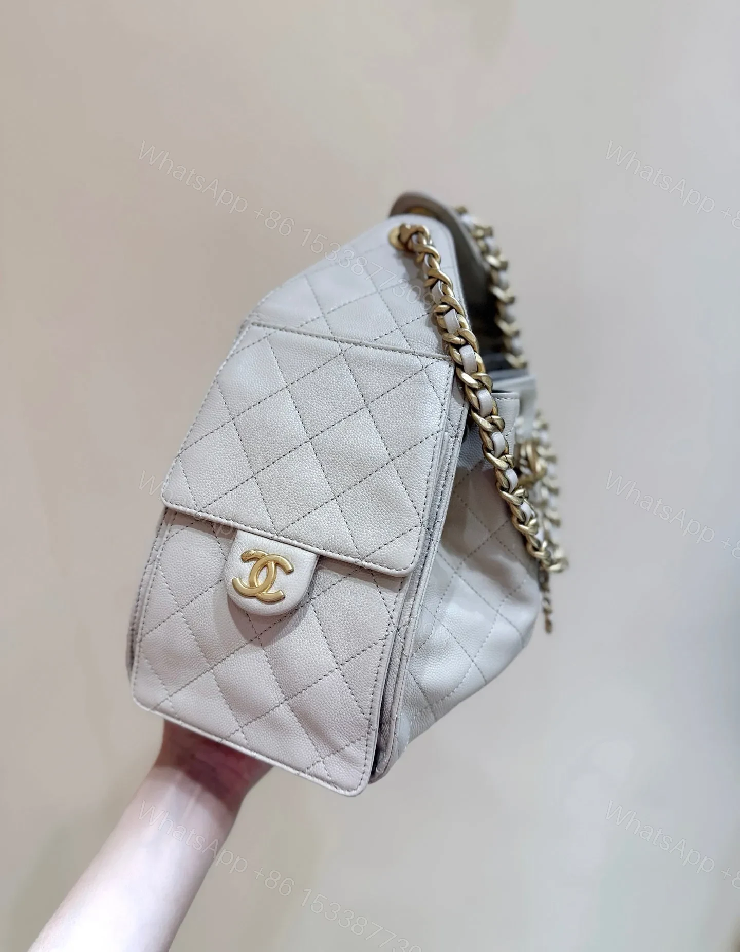 View 4 of CHANEL 25 HANDBAG IN CREAM SMALL GOLD HARDWARE