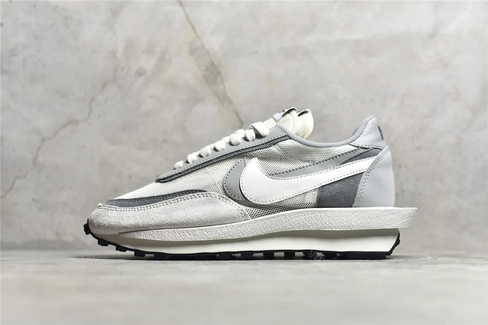 Sacai × Nike LDV Waffle Grey White Reps — view 1