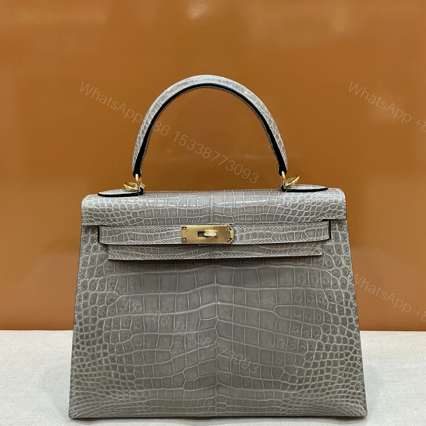 Hermès A貨 Kelly 灰色鱷魚紋手提包 簡約高級通勤女包 — view 1