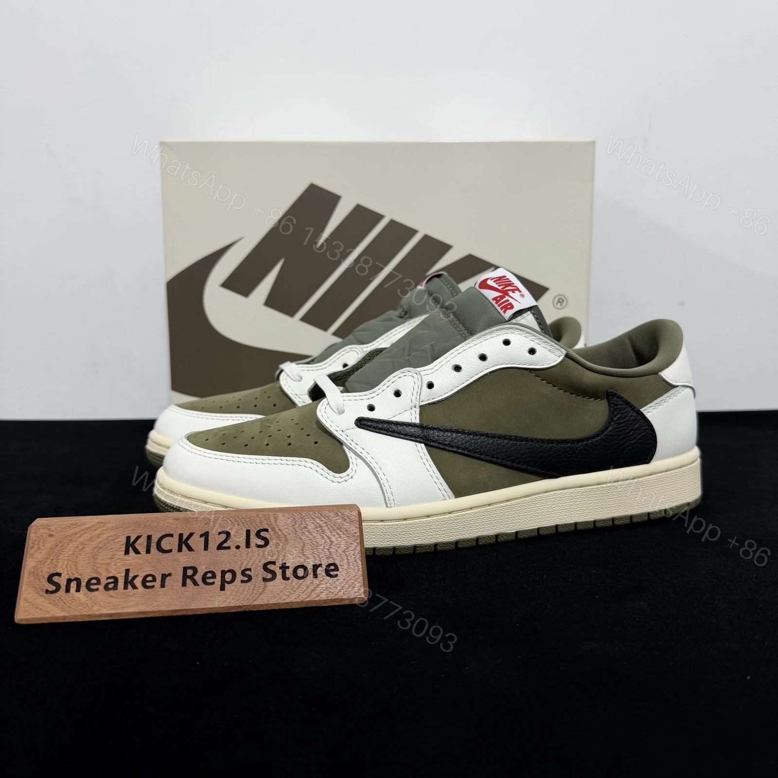 Travis Scott x Air Jordan 1 Low Medium Olive Reps — view 1