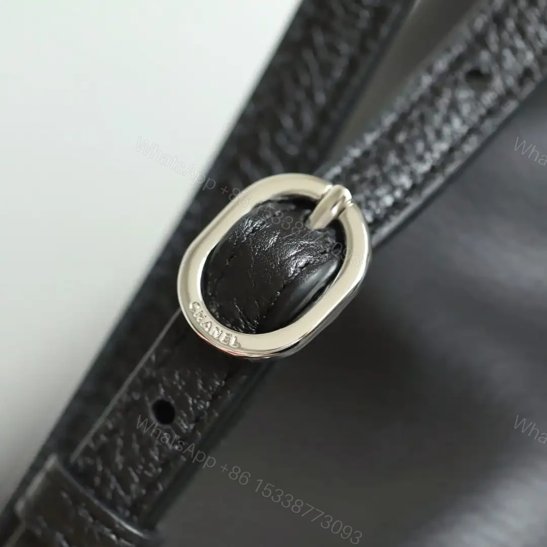 View 13 of 高仿Chanel*26S系列AS6231粒面小牛皮翻蓋包黑色大號免檢版