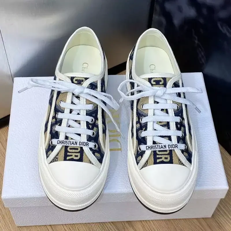 View 2 of WALK’N’DIOR PLATFORM SNEAKERS UNISEX MACROCANNAGE EMBROIDERED BLUE – CD148
