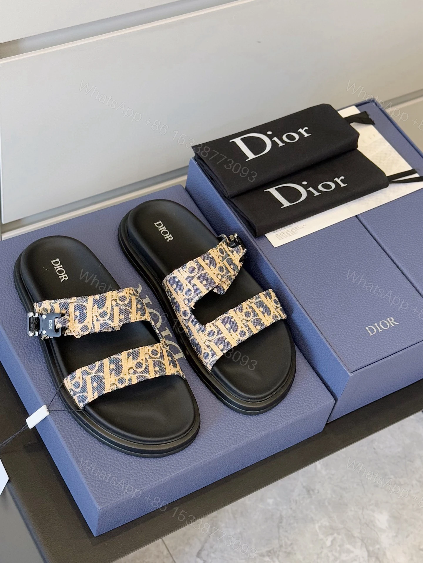 Dior 一比一 男款黑色緹花雙帶拖鞋 經典百搭潮流款 — view 1