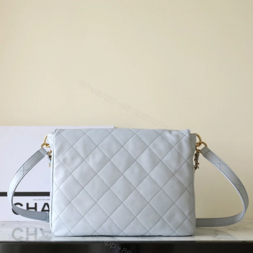 View 2 of 高仿Chanel*24P系列AS4668夾層郵差包灰色大號免檢版