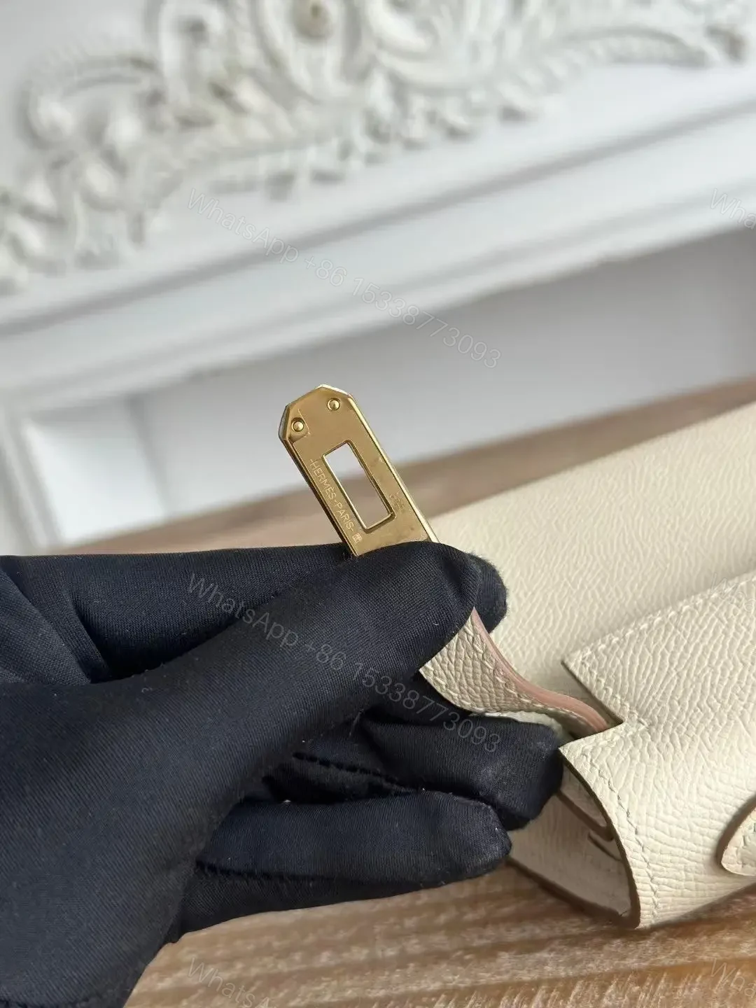 View 7 of HN MINI 19 WHITE CALFSKIN GOLD HARDWARE