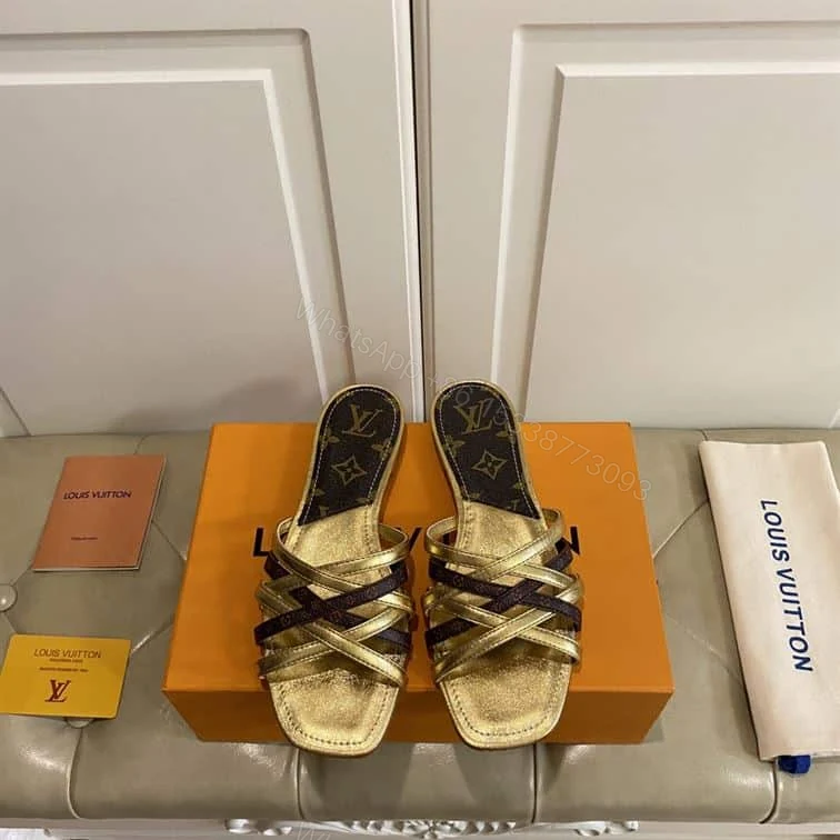 Louis Vuitton Slides – RG24LS — view 1