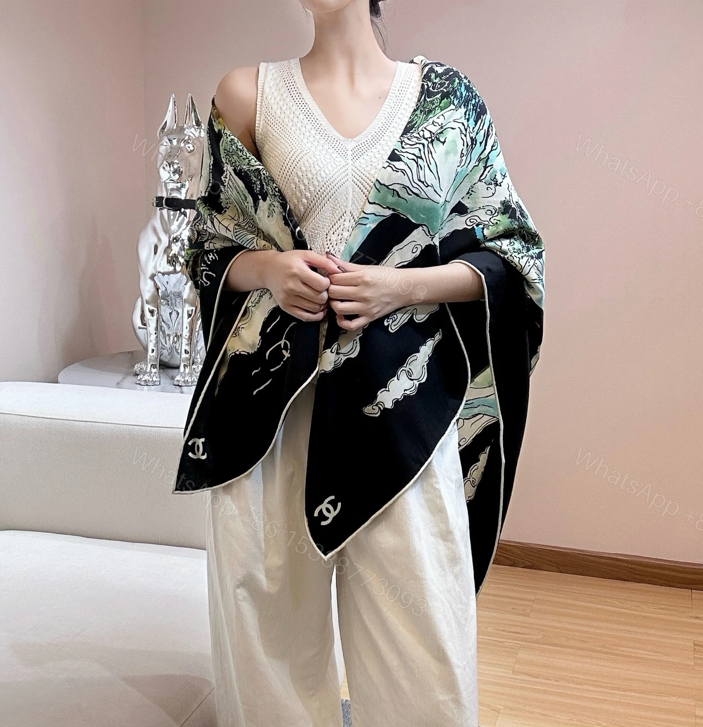 Chanel深色山水絲巾女 原單高級感圍巾 A貨大尺寸百搭披肩 — view 1