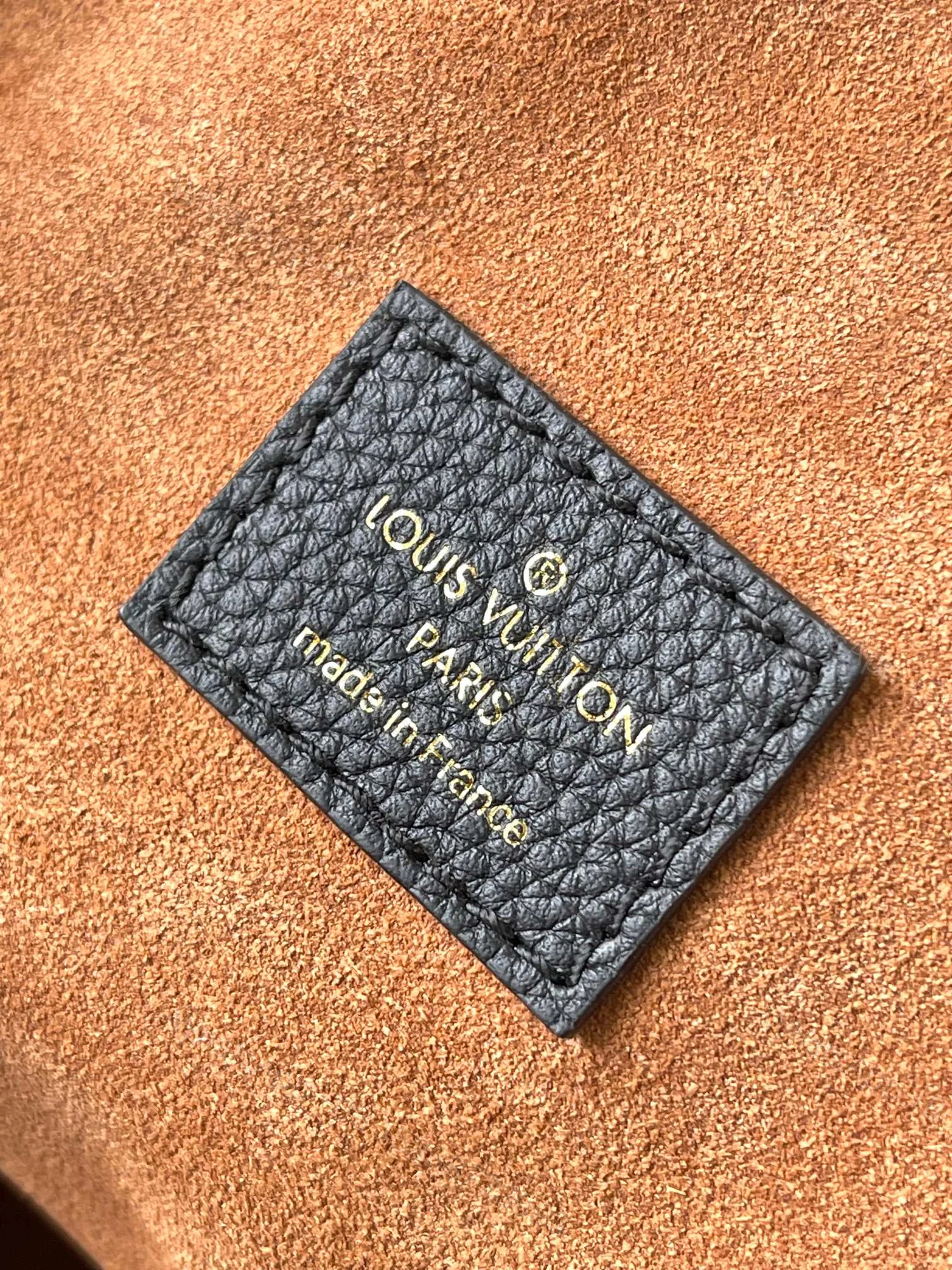 View 7 of LV Low Key Cabas MM Black Colour