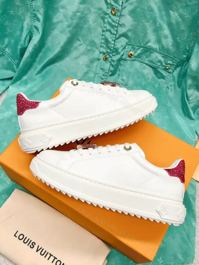 View 8 of LV TIME OUT SNEAKER – LSVM038