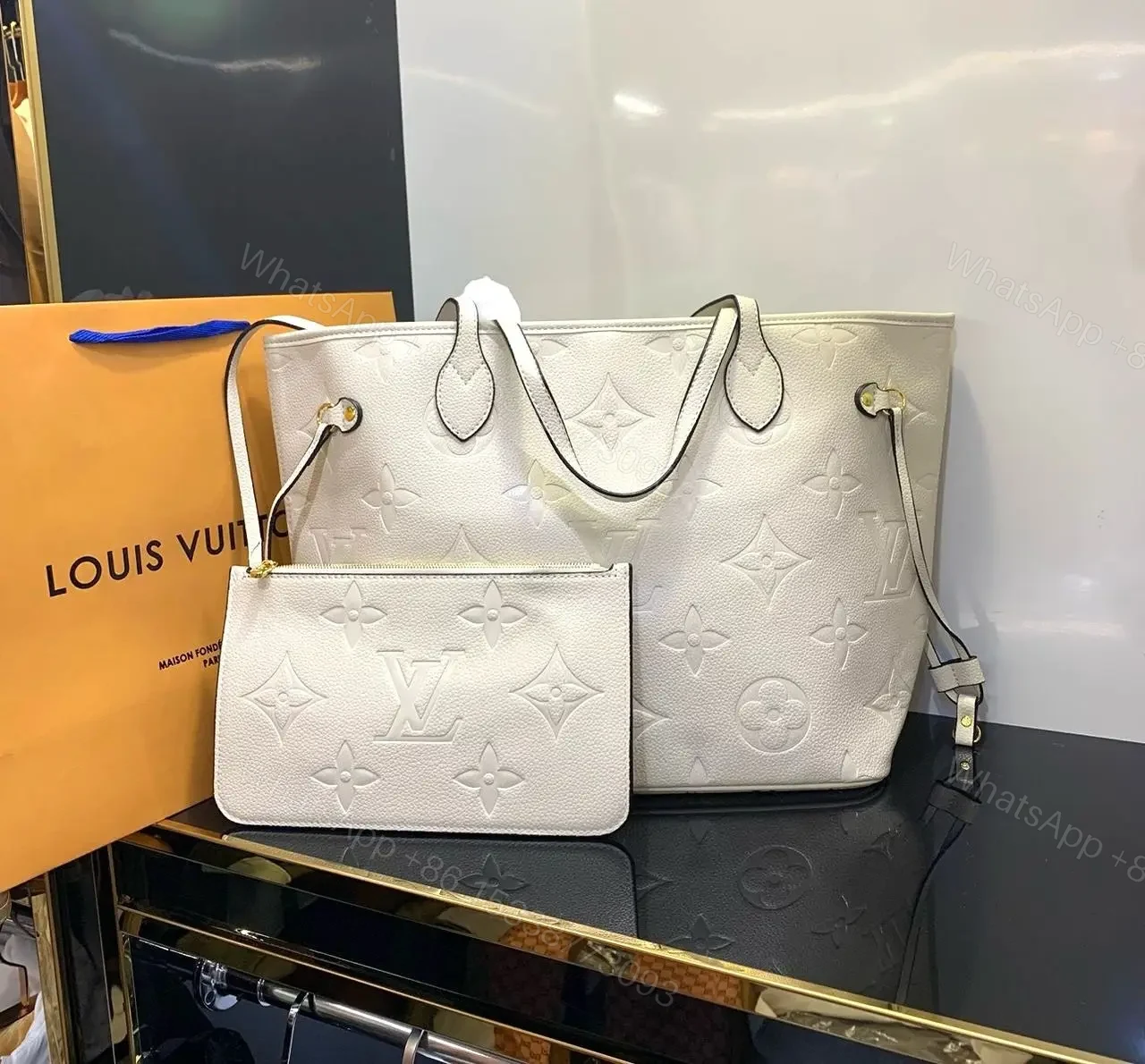 LOUIS VUITTON — view 1