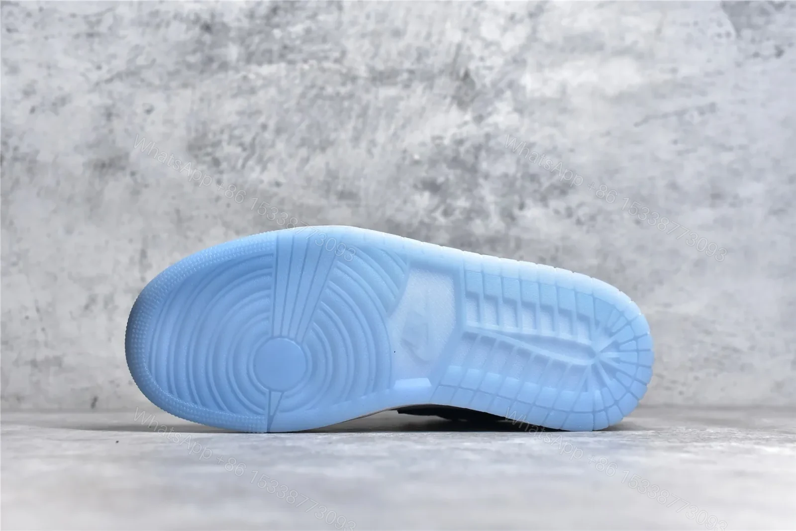 View 9 of Air Jordan 1 Retro Low “Concord” Reps