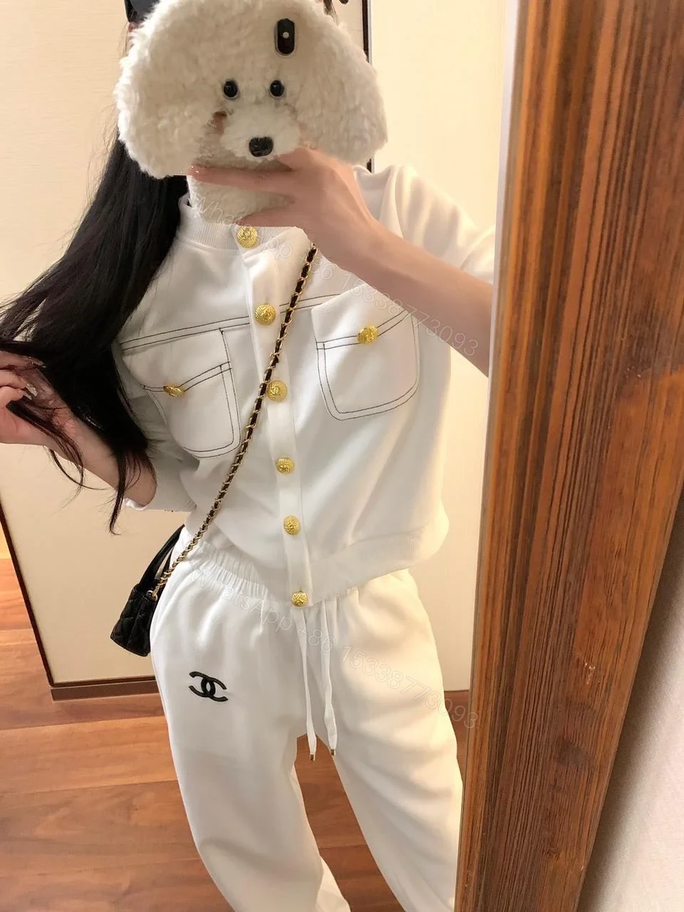 CHANEL — view 1