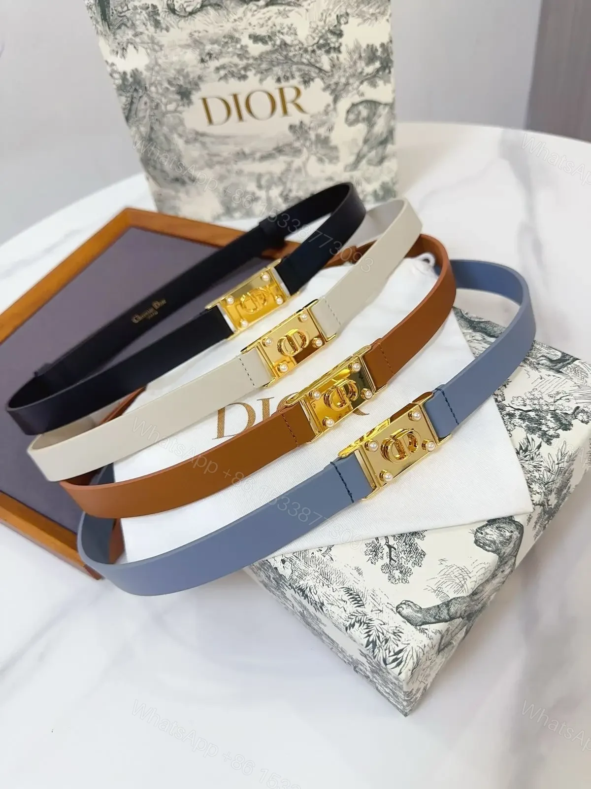DIOR — view 1