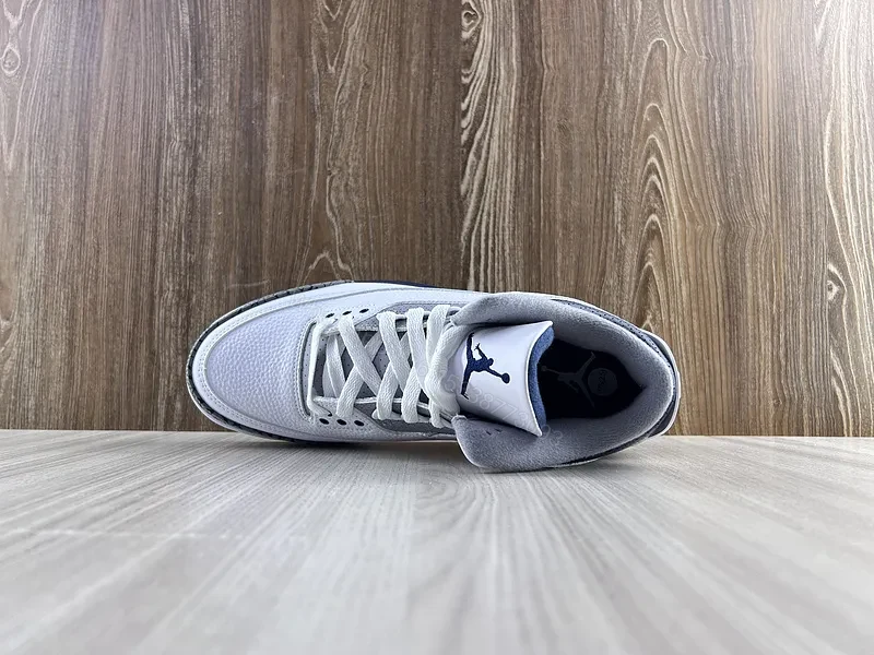 View 7 of Airstride Supreme: Premium Leather Sneaker with Textured Comfort
