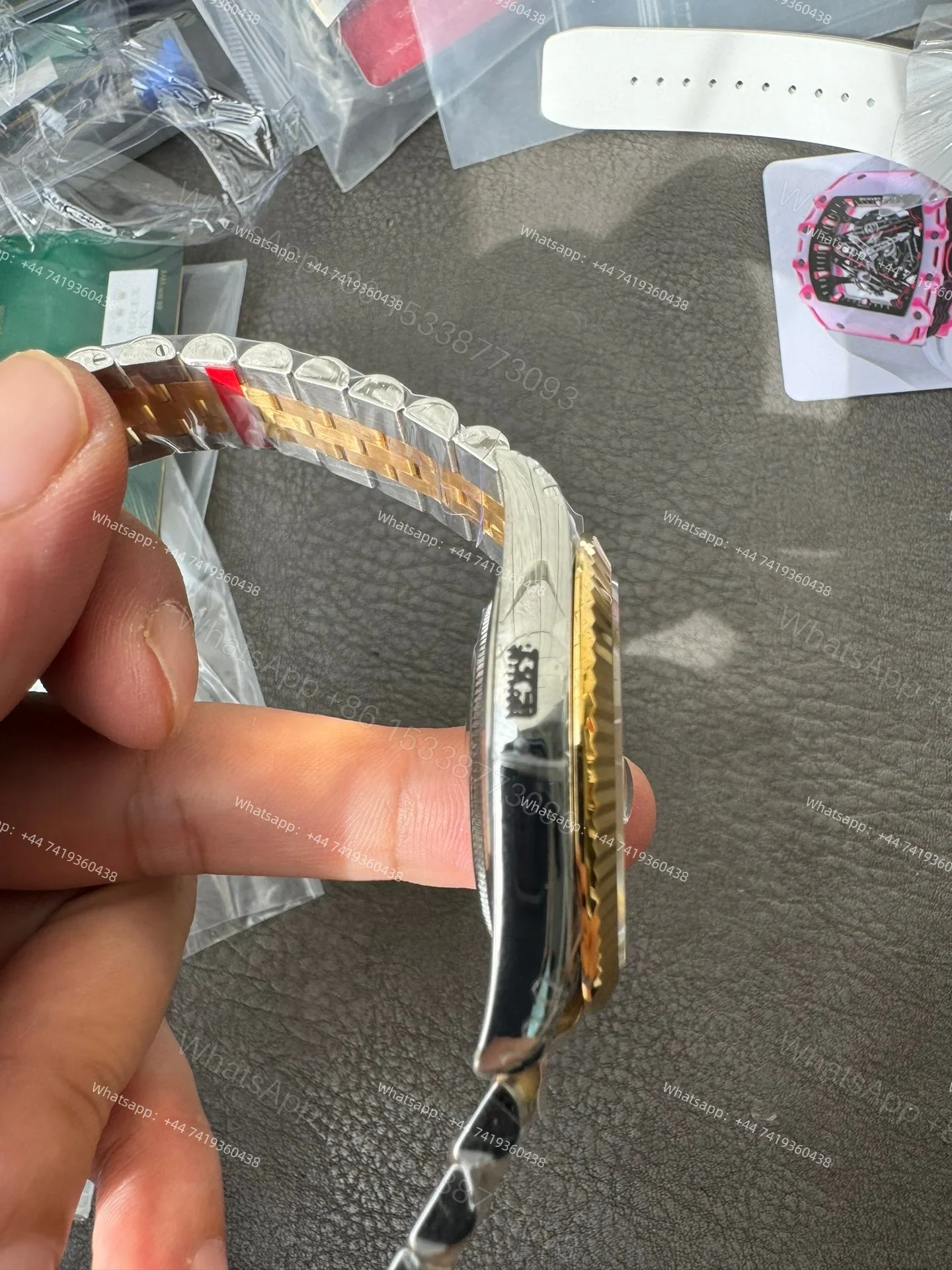 View 8 of Rolex Datejust M126333-0022 Water Ripple Gold Dial 1:1 Replica Jubilee 41MM 3235 Movement Super Clone Watch