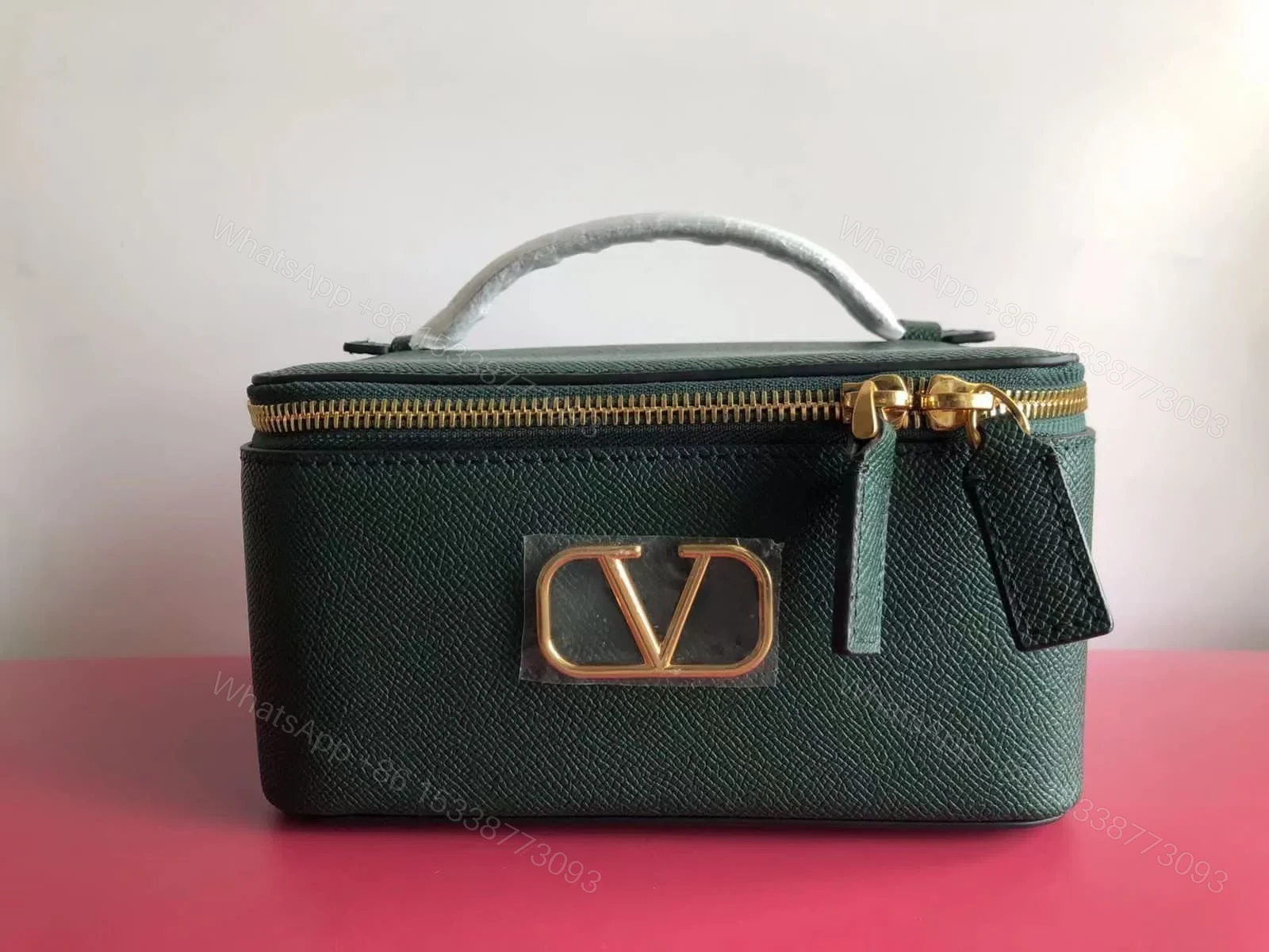 VALENTINO Cosmetic Case — view 1