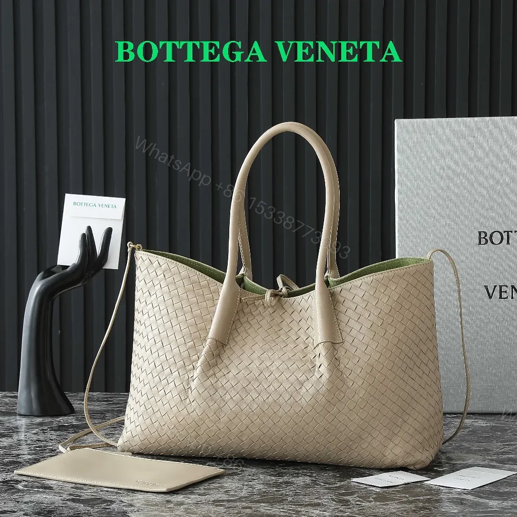 Woven Tote: Subtle Luxury, All-Day Versatility Bag — view 1