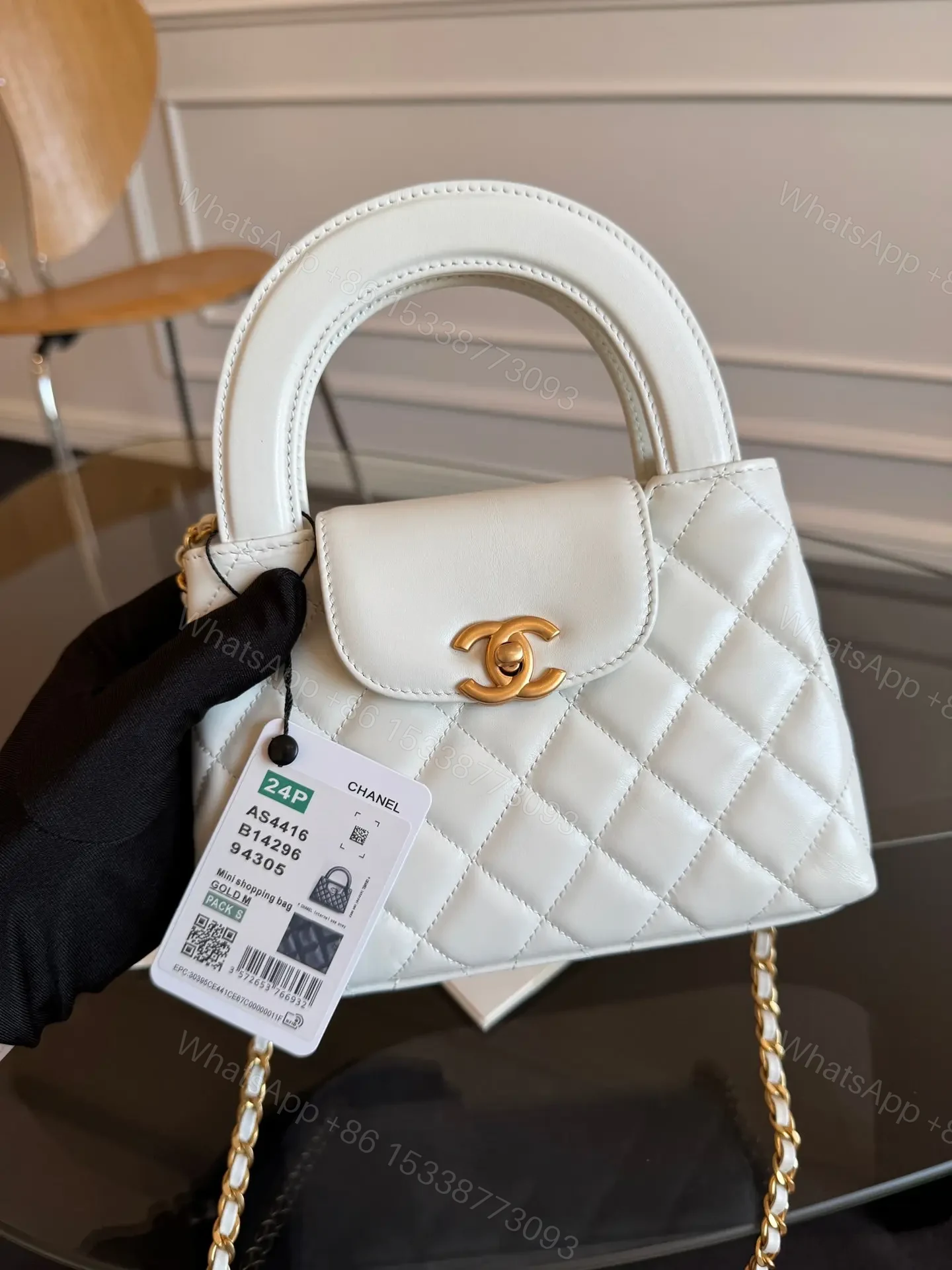 View 5 of CHANEL KELLY BAG 19 IN WHITE CALFSKIN GOLD HARDWARE