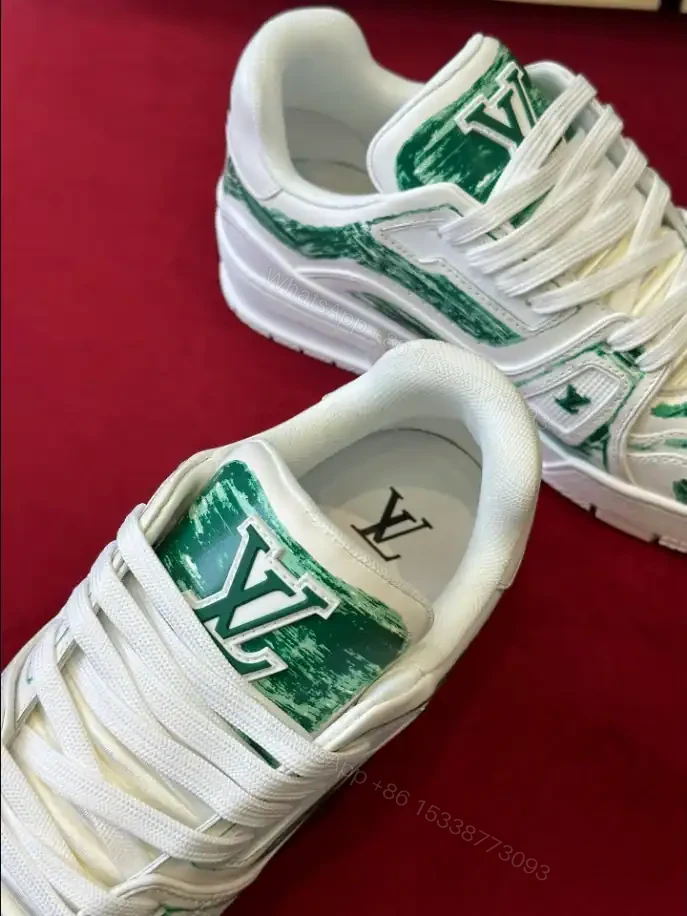 View 9 of LV TRAINER SNEAKER – LSVT430