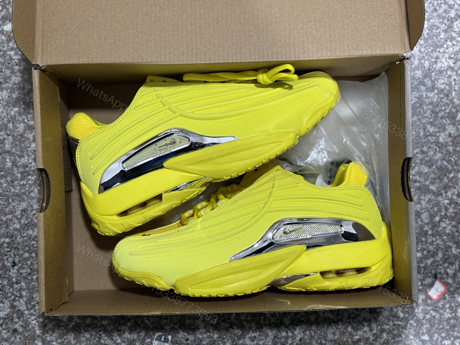 Nike Hot Step 2 Drake NOCTA Opti Yellow DZ7293-700 — view 2