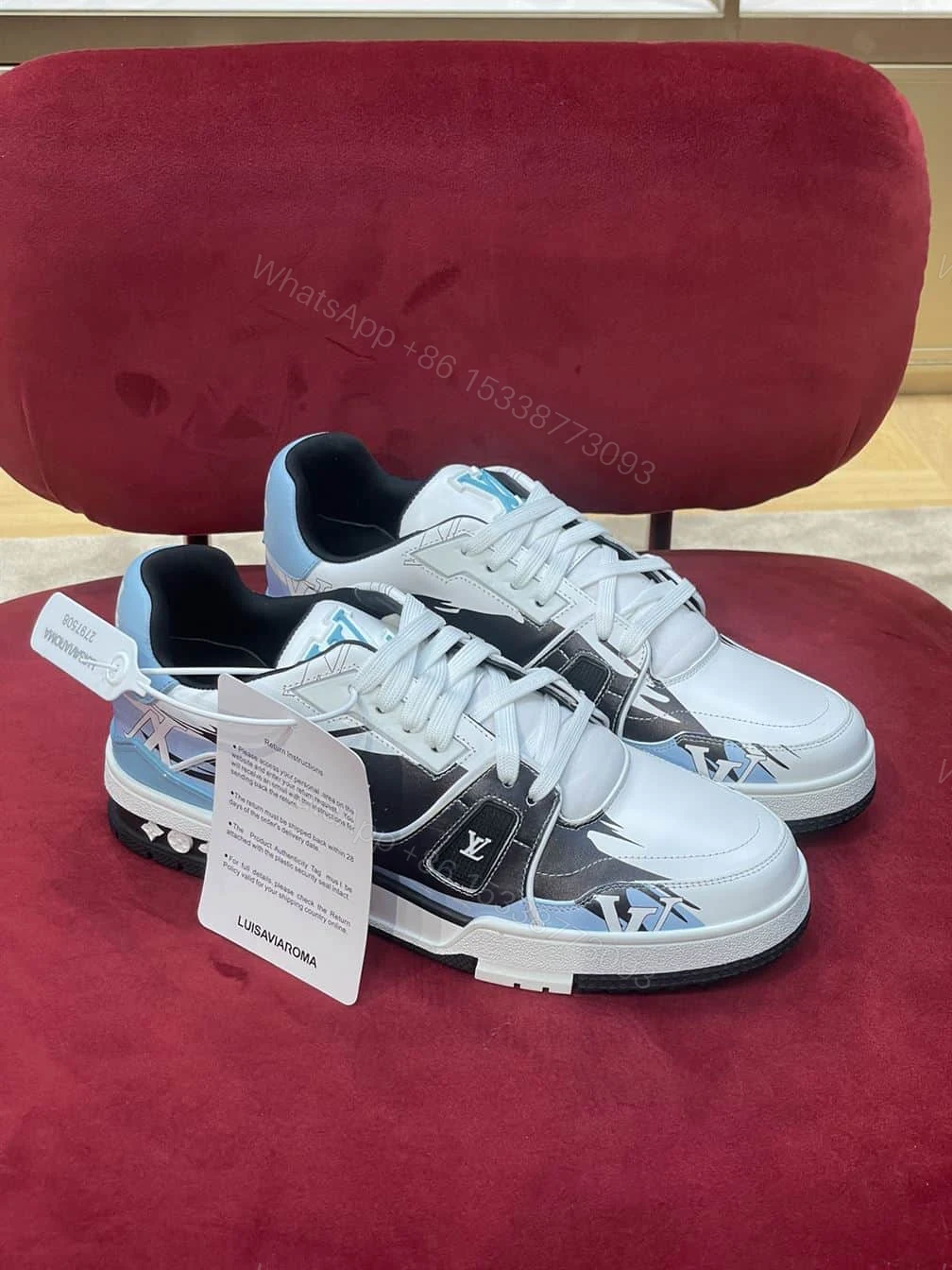 LOUIS VUITTON TRAINER SNEAKER – LSVT315 — view 1