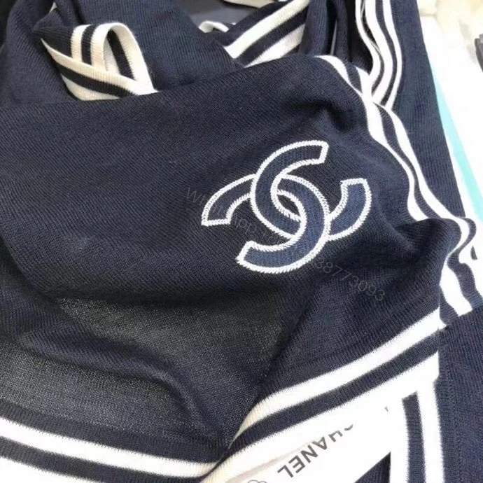 View 8 of EN – Luxury CHL Scarf 004