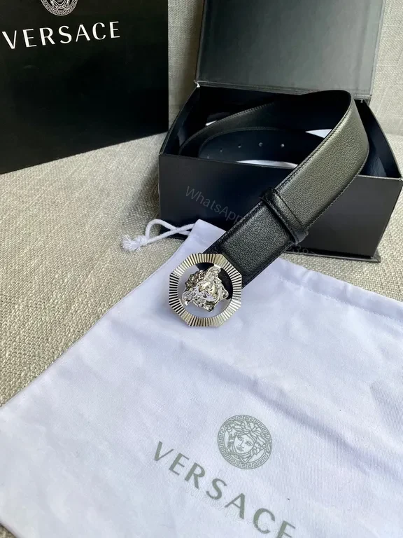 View 5 of Iconic Medusa Buckle Belt â€“ Premium Leather, Luxury Metallic Buckle