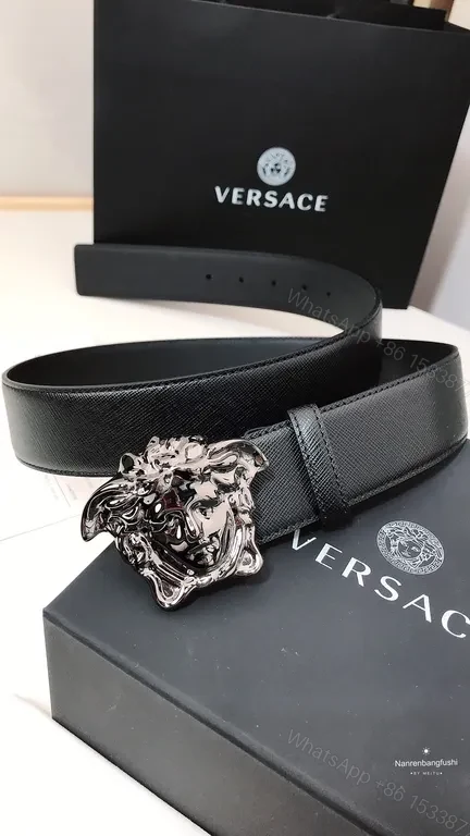 Medusa Buckle Belt: Black Leather, Pebbled, Luxury Versace Belt — view 1