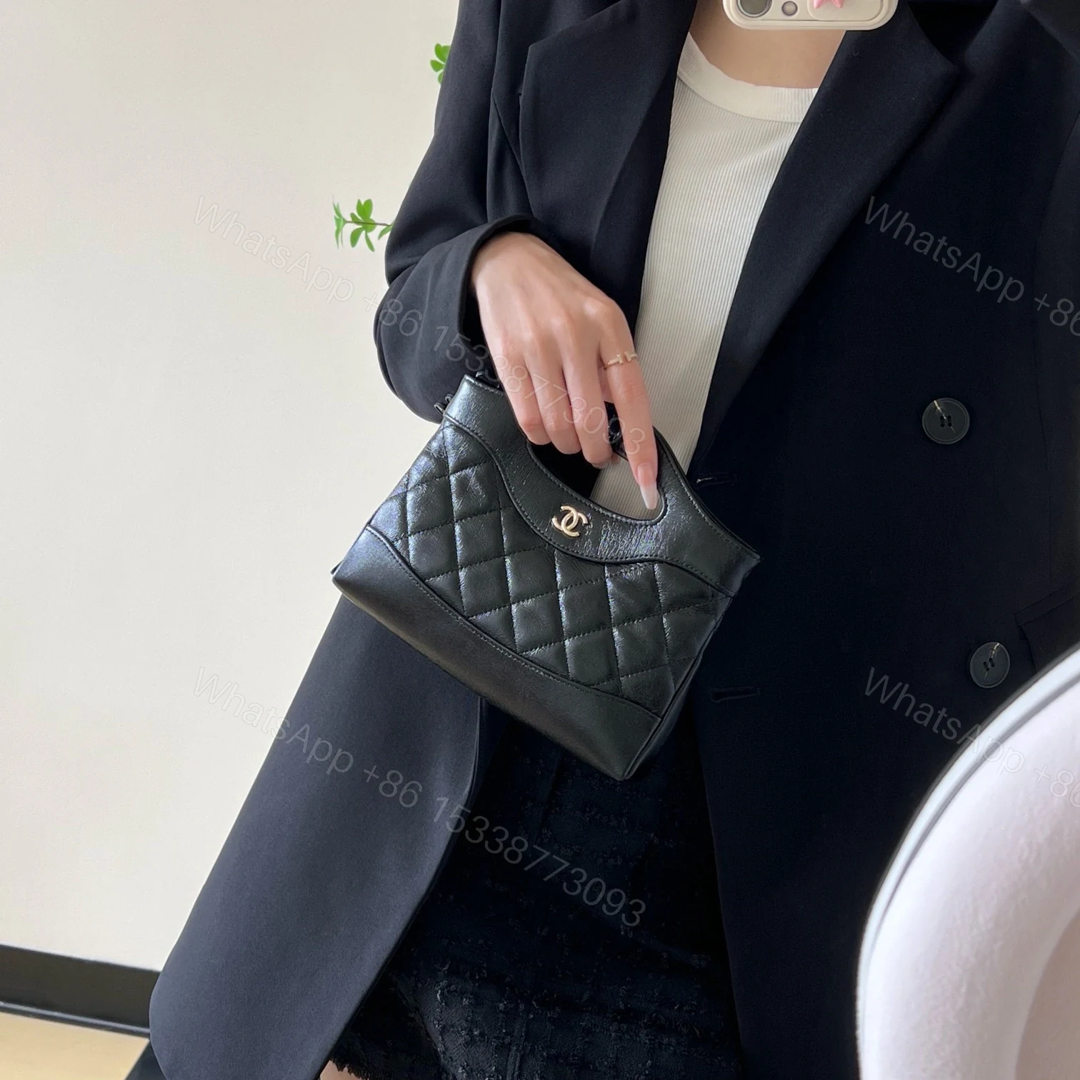 View 23 of 高仿Chanel*24S春夏系列AP3656單肩包黑色免檢版