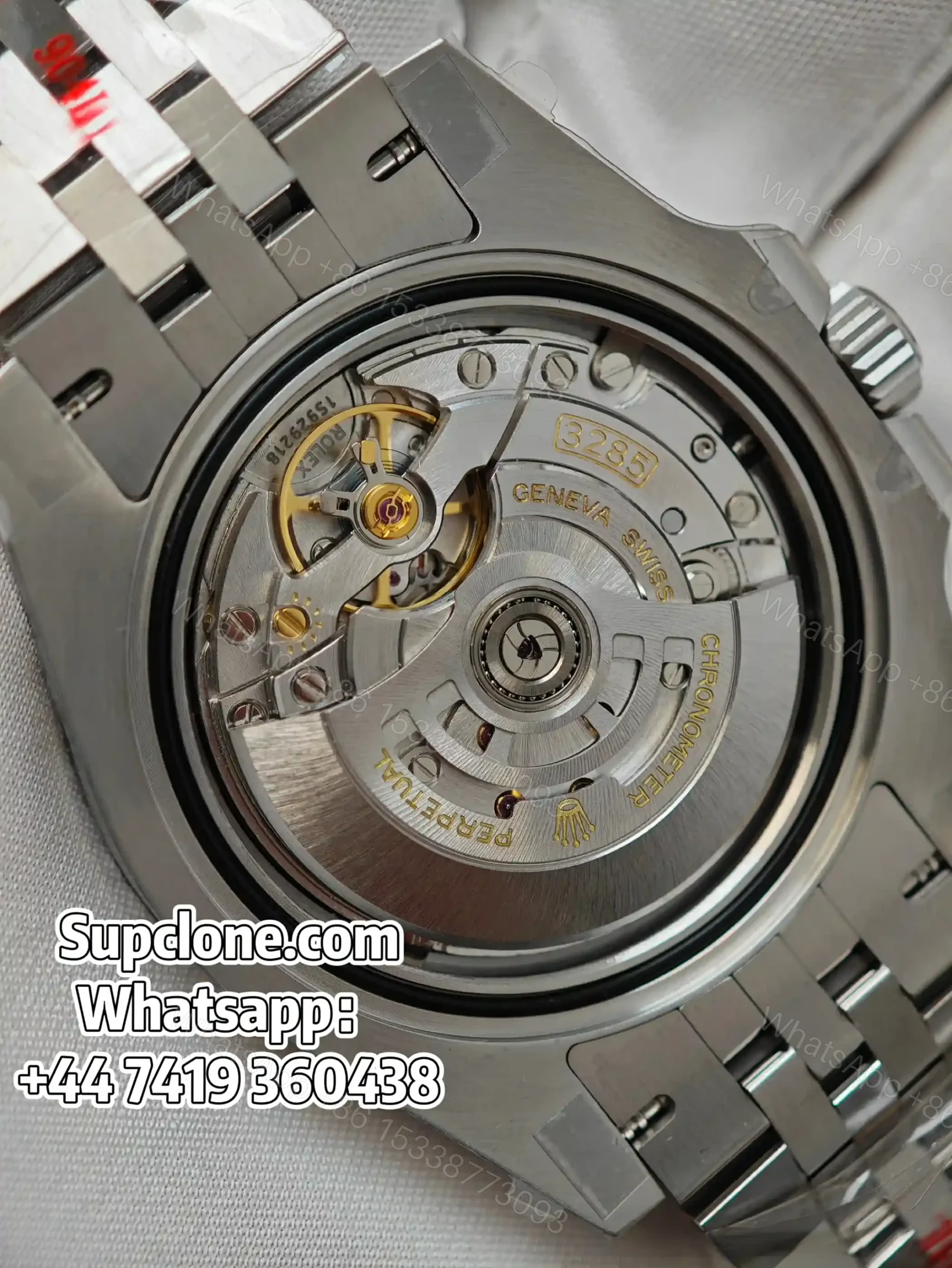 View 15 of Rolex Super Clone Watches 1:1 Batgirl GMT-Master II 126710BLNR DD3285 Movement