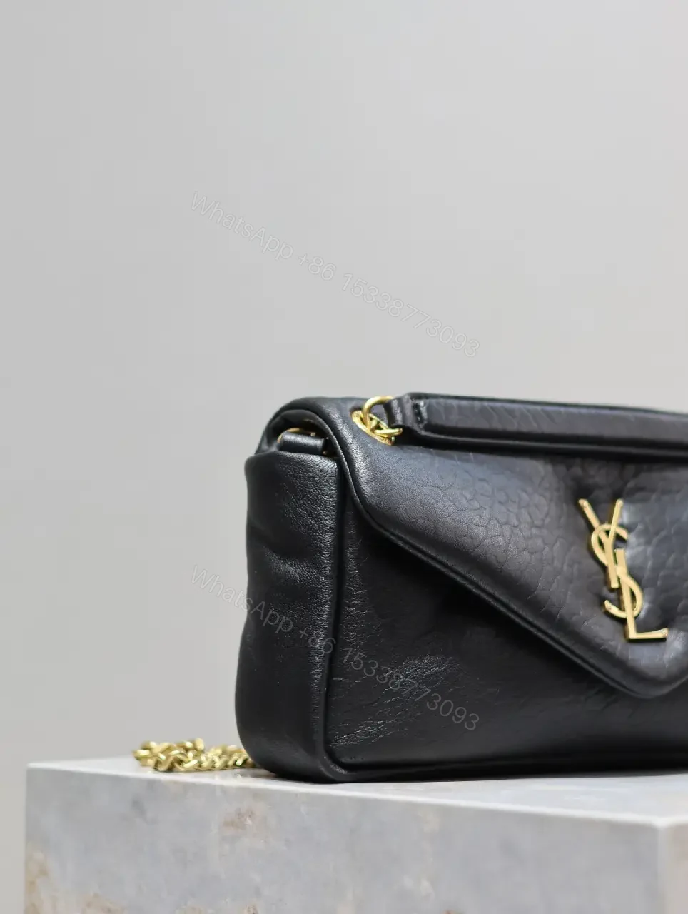 View 5 of Chic Pebble Leather Satchel: Gold Hardware Bag Adjustable-네요