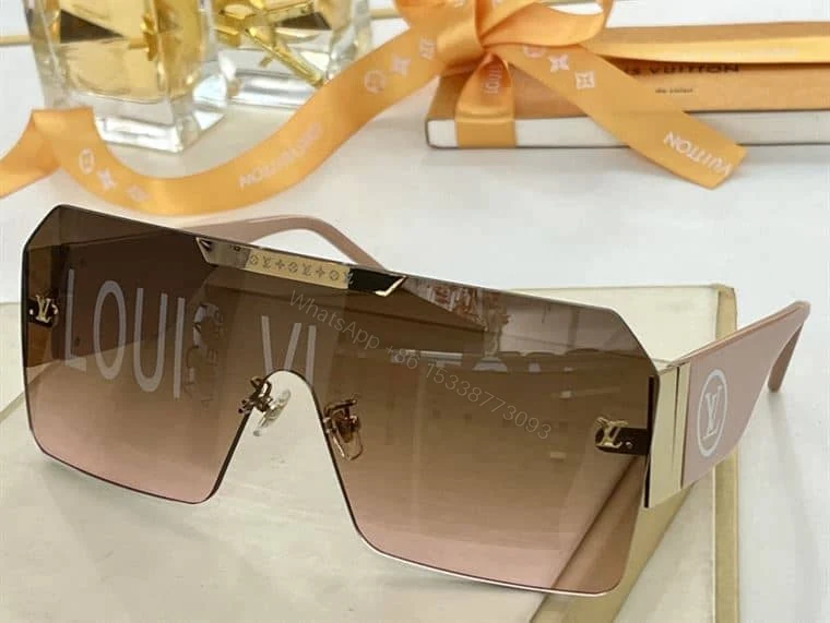 View 8 of LV SUNGLASSES – GLVT09