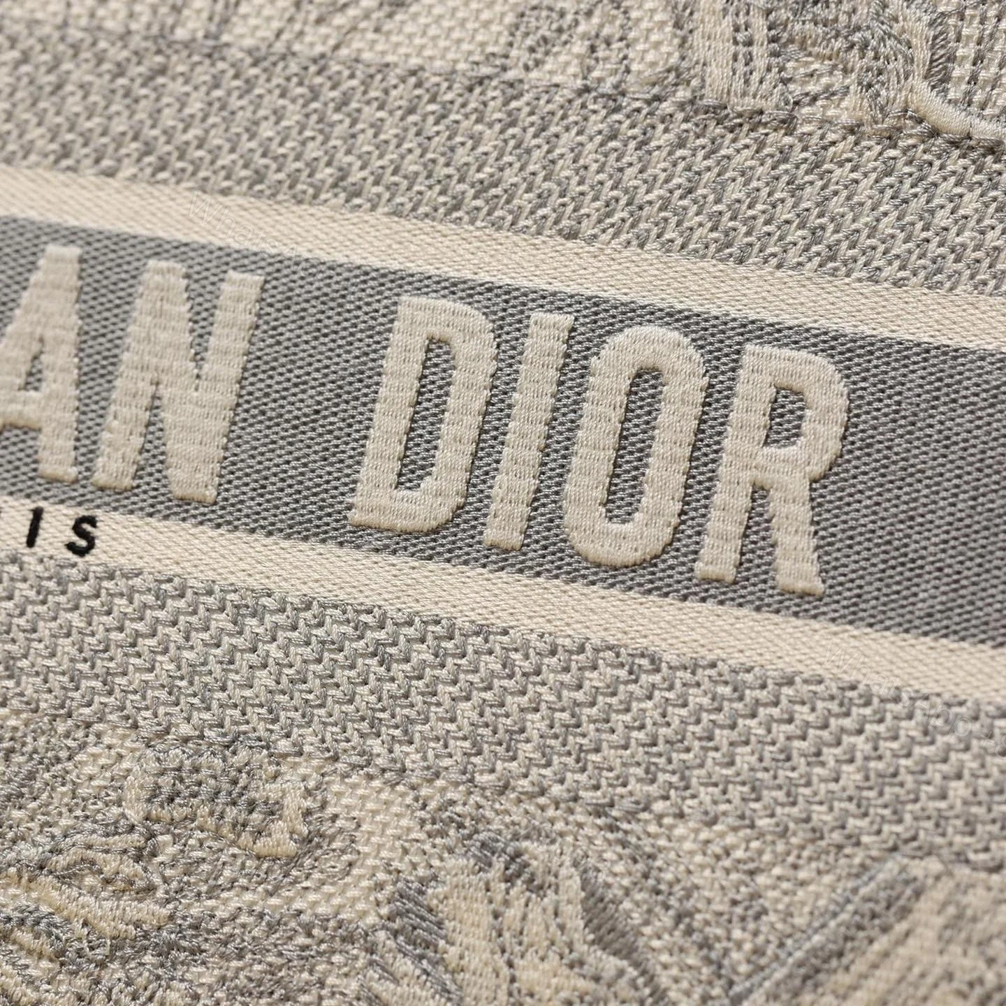View 10 of 高仿Dior*BookTote系列茹伊刺繡灰色L免檢版