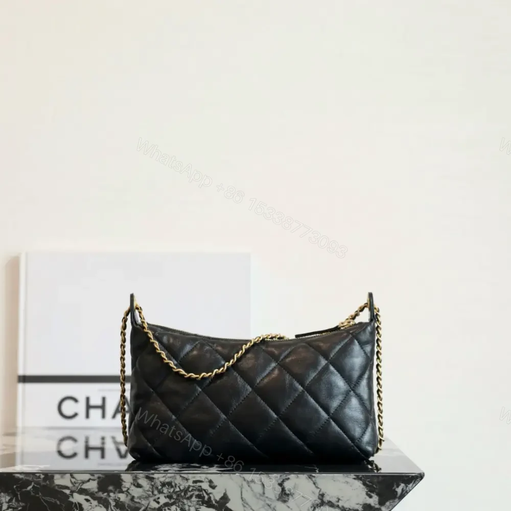 View 2 of 高仿Chanel*25S系列AS5528小羊皮腋下包黑色免檢版