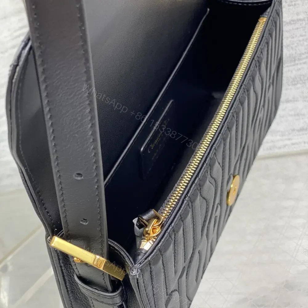View 8 of 高仿Dior*Miss系列M261M900衍縫線小牛皮腋下包黑色免檢版