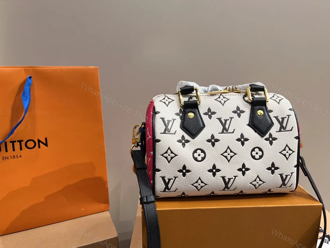 Louis Vuitton Spring in the city Speedy Bandouliere 20 M46088 — view 1