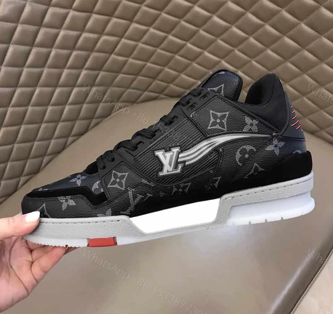 View 3 of LOUIS VUITTON TRAINER SNEAKER – LV208