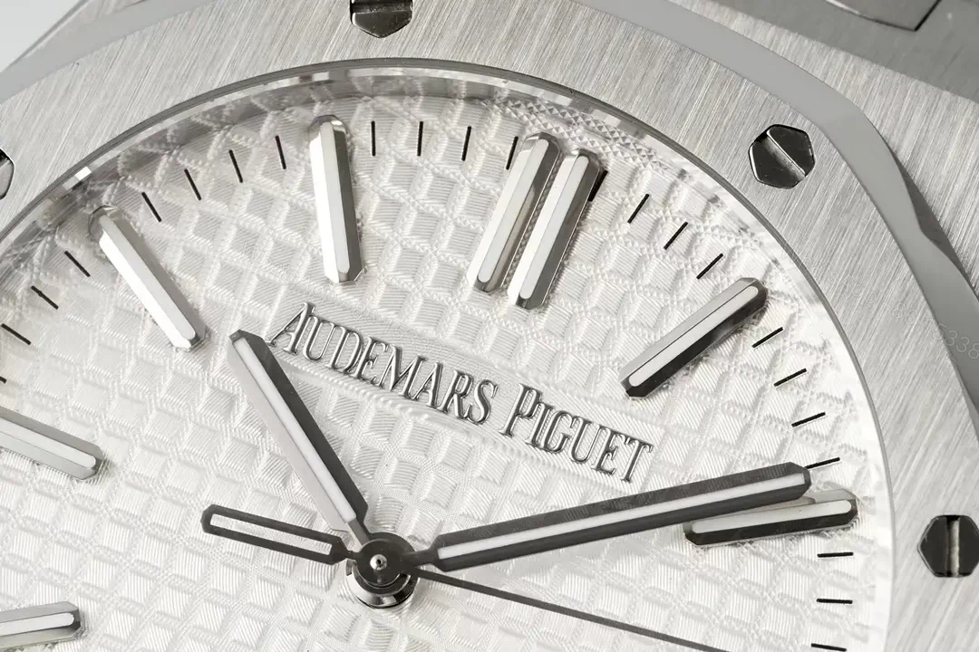 View 4 of Audemars Piguet Royal Oak 15510 Watch 41MM Stainless Steel Case White Dial Steel Bracelet Ultimate Edition AP-RO-15510-SS-WHT-41